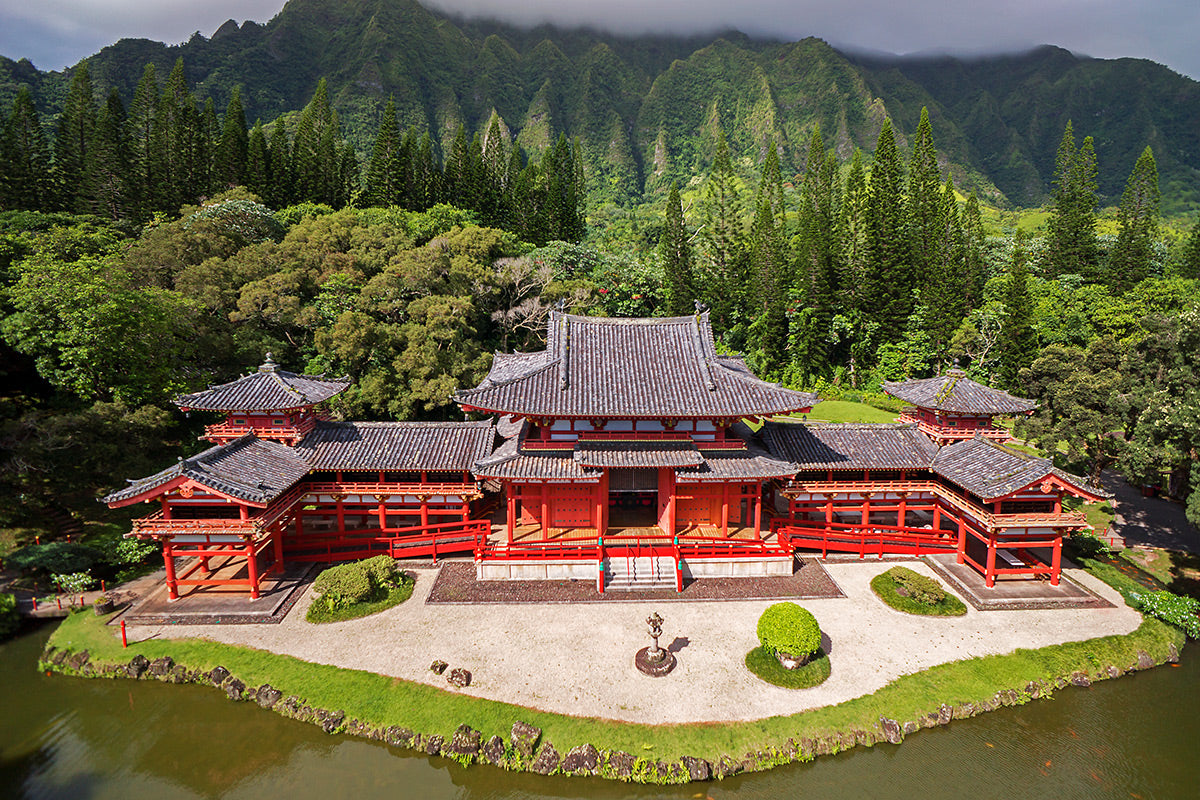Byodo-In Temple - Oahu, Hawaii